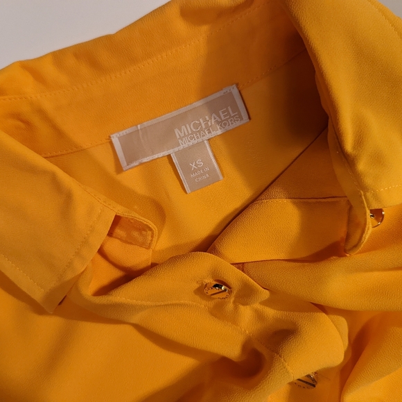 Michael Kors Yellow White Blouse - Picture 3 of 4